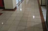 Lobby Apartment Buah Batu Park Bandung by Syarif