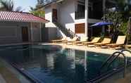 Swimming Pool 4 Pratum Resort