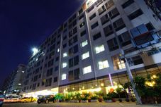 Exterior Centric Place Hotel