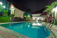 Swimming Pool Villa Puncak Mandiri Coolibah