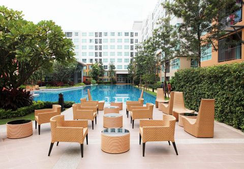 Lobby D Condo Nim ByFavstay