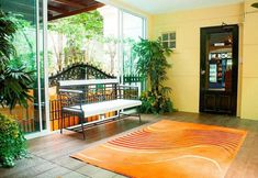 Exterior 2 Justbeds