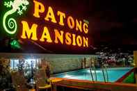 สระว่ายน้ำ Patong Mansion Hotel