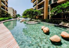 Swimming Pool 6 Baan SanSuk ByFavstay