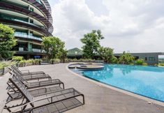 สระว่ายน้ำ 5 The Destination ByFavstay
