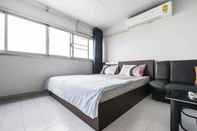 ห้องนอน Popular Condominium ByFavstay