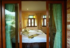 Bedroom 4 Baan Saranrom