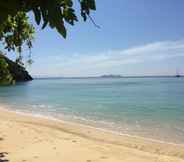 Atraksi di Area Sekitar 7 Koh Ngai Paradise Beach Resort