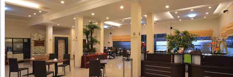 Lobi Hotel Sindha