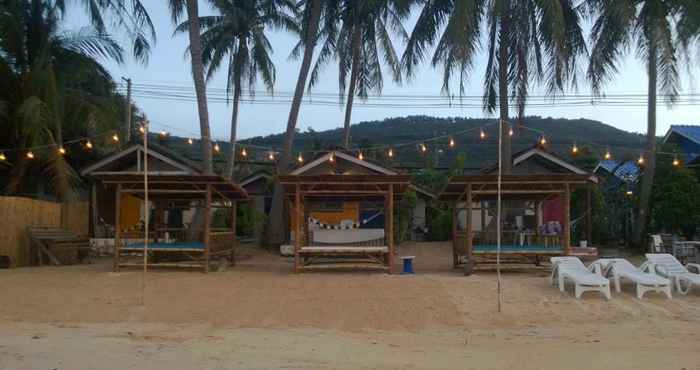 Tempat Tarikan Berdekatan The White Pearl Beach Club