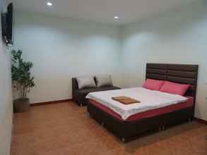 Kamar Tidur 4 Friend's House Resort