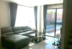 Lobby 4 Villa Vararom Premium Sala-Klang
