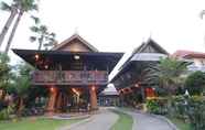 Luar Bangunan 4 The Sali-Kham Traditional Lanna Home