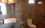 In-room Bathroom 2 Keaw Kan Pool Villa