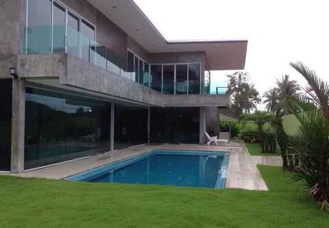 Swimming Pool Keaw Kan Pool Villa