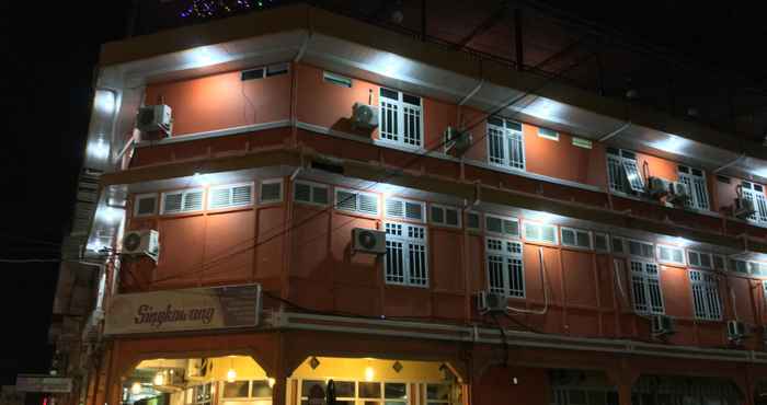 Luar Bangunan Hotel Singkawang