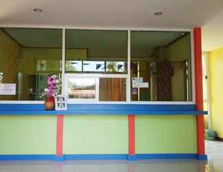 Lobi 2 Honey Hotel Chiang Saen