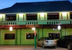 Luar Bangunan 4 Rueng Sri Siri Guesthouse 1