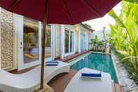 สระว่ายน้ำ Sithala Villa Seminyak