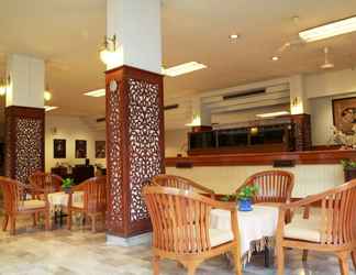 Lobi 2 The International Hotel Chiangmai