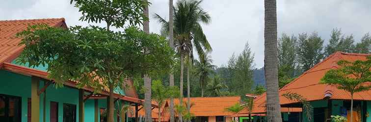 Lobi Lanta L.D. Beach Bungalows