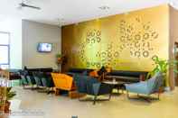 Lobby Icon Park Condominium Kamala