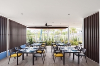 Restoran Lux Contemporary By Favstay