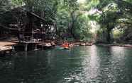 Swimming Pool 3 Paetonnam Homestay