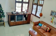 Sảnh chờ 2 Homestay Bogor Lakeside