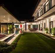 Ruang untuk Umum 2 Eden Villa Phuket