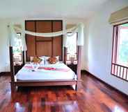 Kamar Tidur 5 Teak Garden Resort