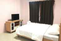 ห้องนอน Sutharnlai Apartment Suphanburi