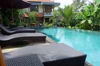 Swimming Pool Tini Villa