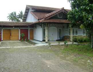 Exterior 2 Cianjur Guesthouse