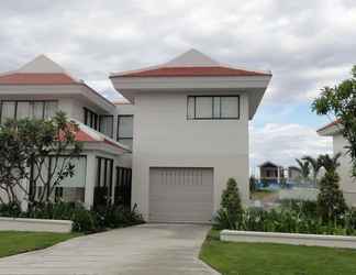 Exterior 2 Unit F4 - The Ocean Villa