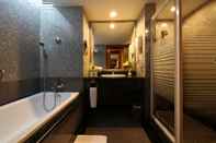 In-room Bathroom Ha Huy Hotel Ha Tinh