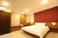 Kamar Tidur The Plubpla Serviced Apartment