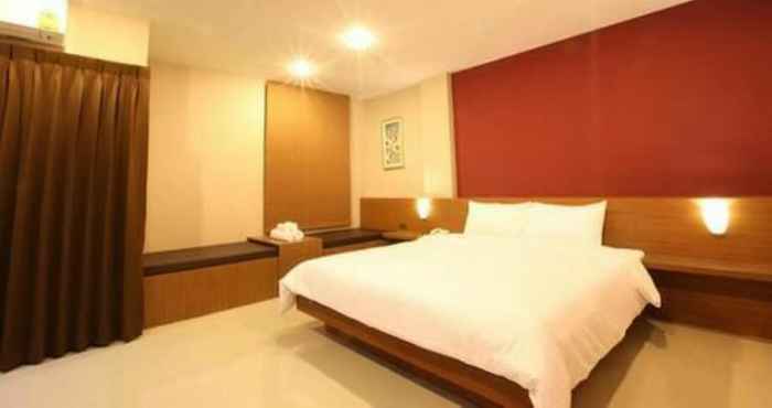 ห้องนอน The Plubpla Serviced Apartment