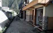 Exterior 2 Purnama Homestay Tengger