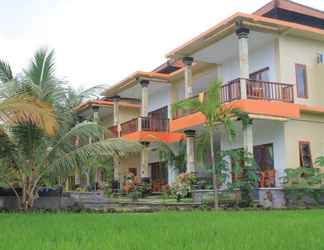 Bên ngoài 2 Mangga Villa Beach