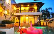 Hồ bơi 3 Ramida Pool Villa