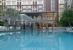 Swimming Pool 6 Baan Peang Ploen Hua-Hin (by Montri.C)