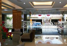Lobby 2 Maranatha Grand Hotel Yogyakarta