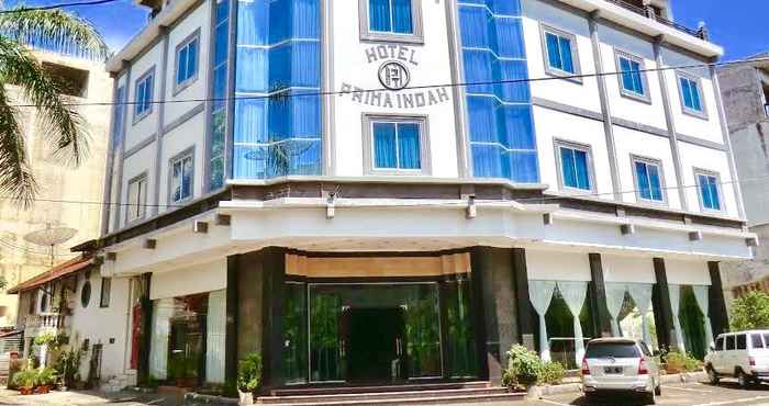 Bên ngoài Hotel Prima Indah