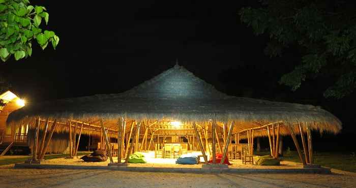 ล็อบบี้ Layar Beach Bungalow