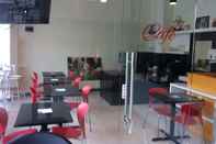 Bar, Kafe dan Lounge Bella Vita Hotel Kupang