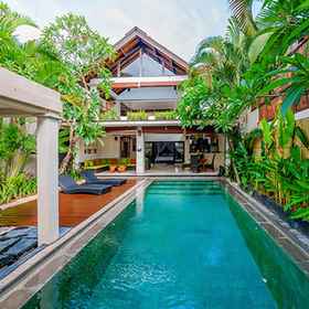 วิลล่า ฮาร์โมนี, เซอมินยัค 1, โรงแรม & ที่พัก Soori Dog Grooming