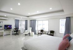 ห้องนอน 3 The Grand Suree Residence