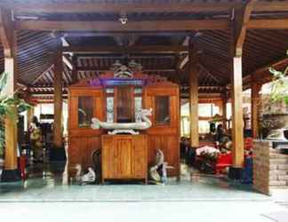 Lobby 2 Joglo Mandapa Boutique Hotel & Resto