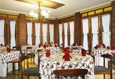 Restaurant 6 Joglo Mandapa Boutique Hotel & Resto